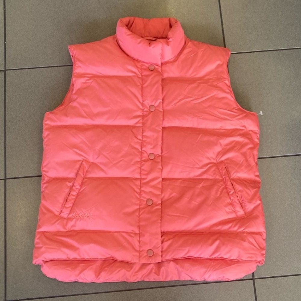 Cabela’s Premier Northern Goose Down Puffer Vest Men’s Medium Red